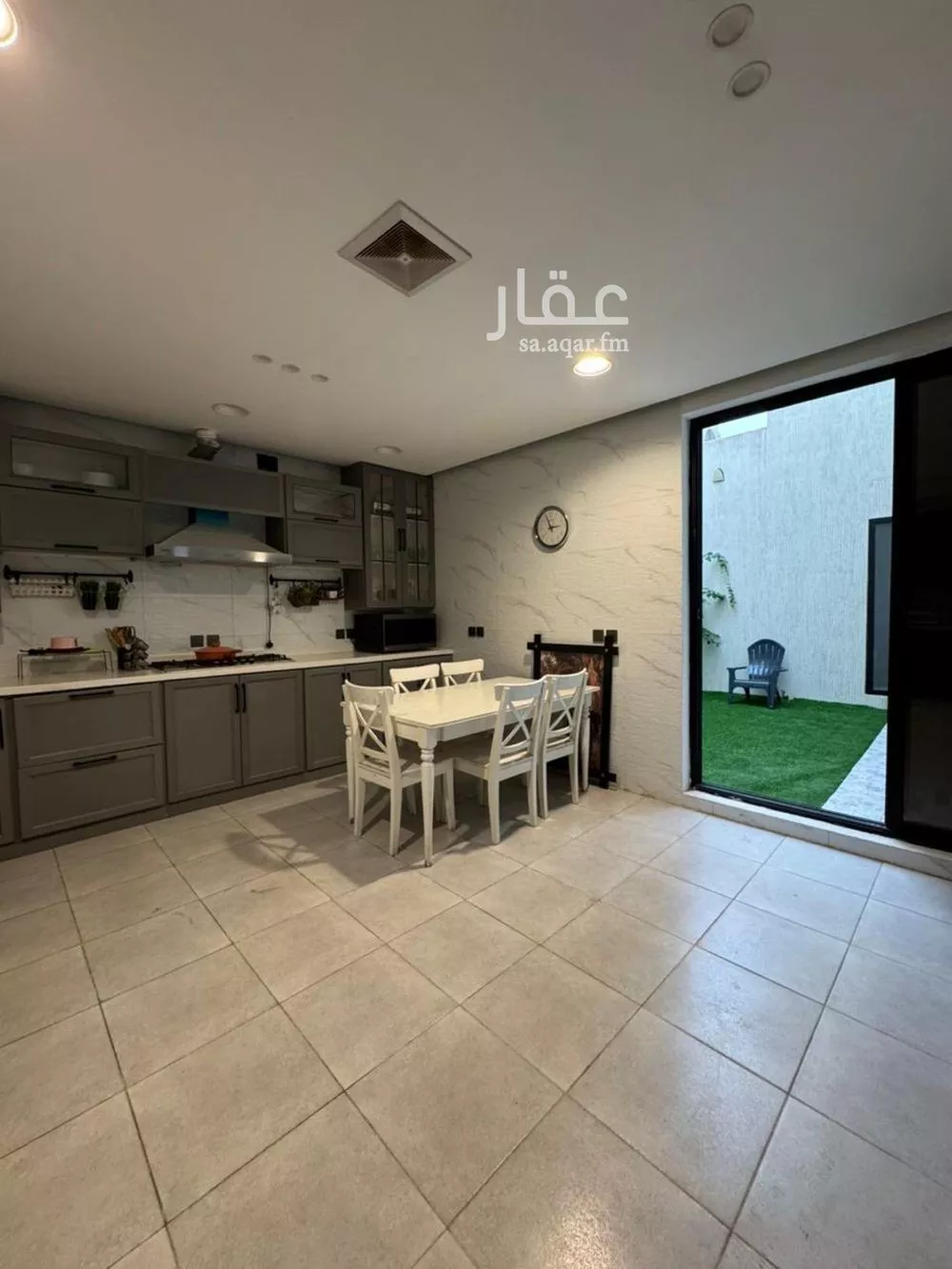 فيلا 12 غرف في الأمل 5