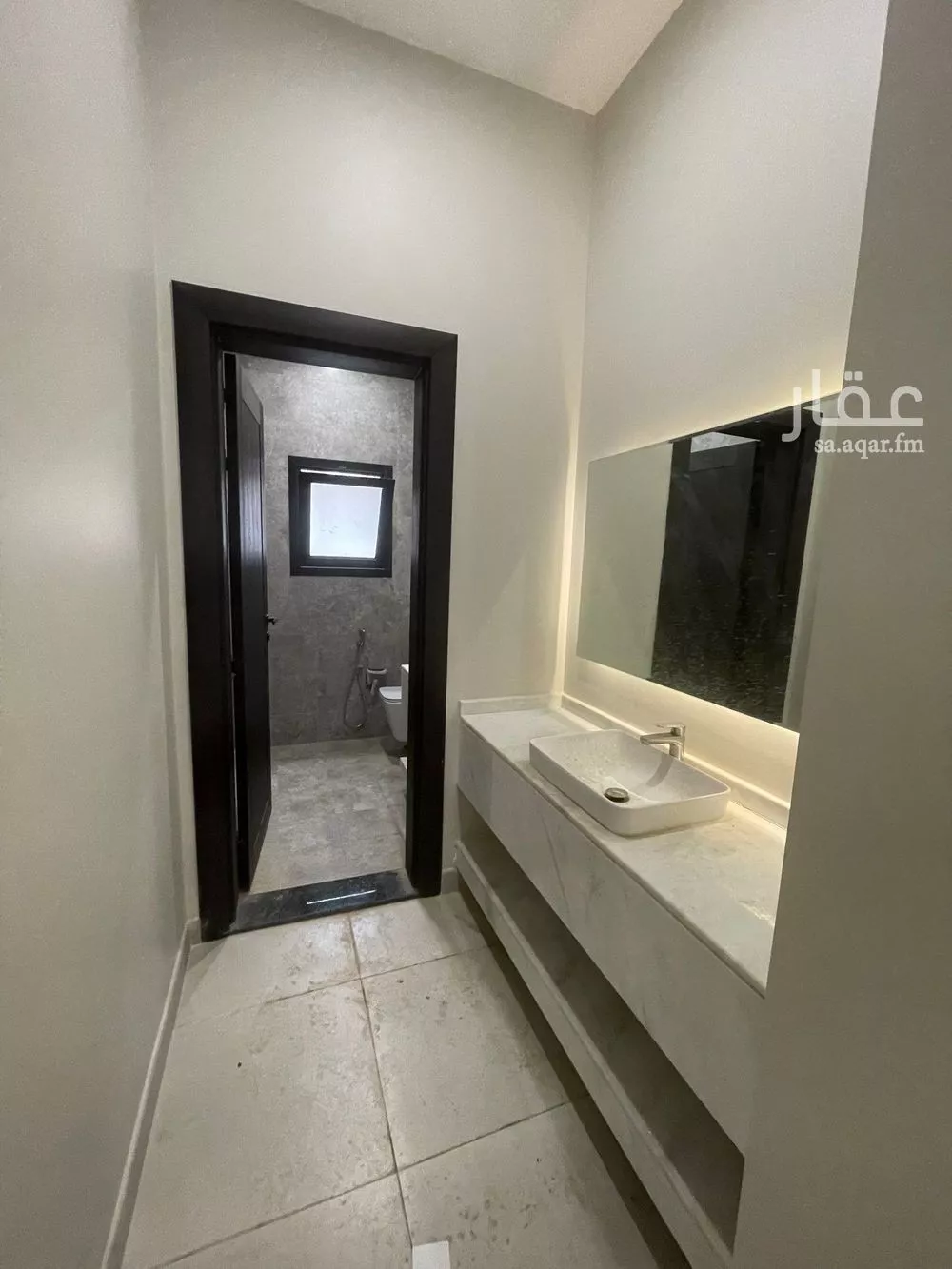 شقة 4 غرف في الرمال 5