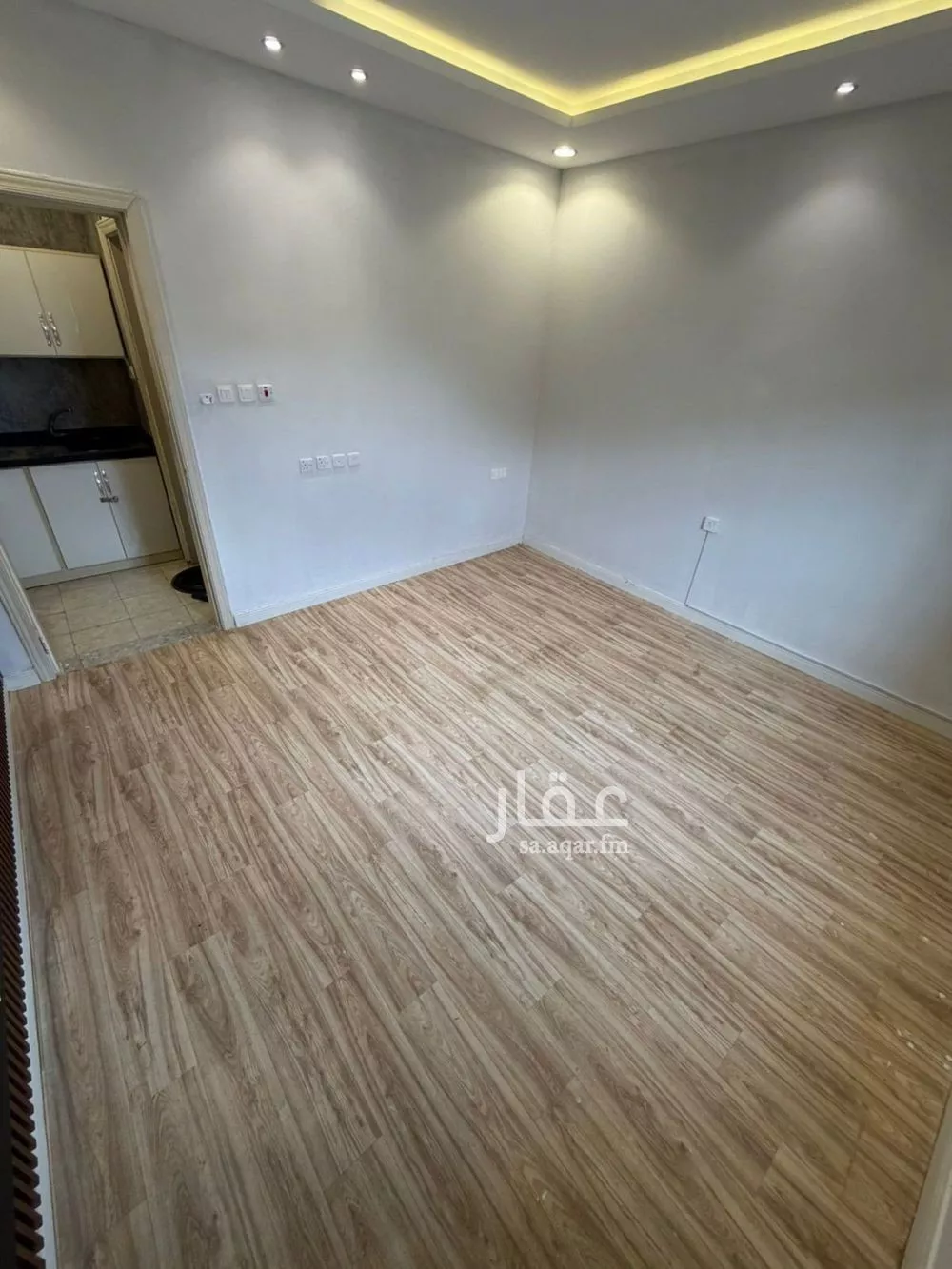 1 bedroom apartment in Al Falah 3