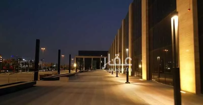 مكتب 3474 م² في المغرزات 1