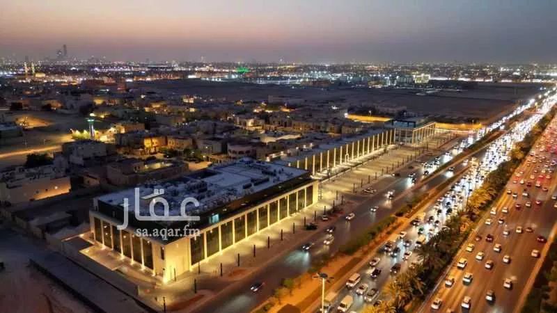 مكتب 3474 م² في المغرزات 2