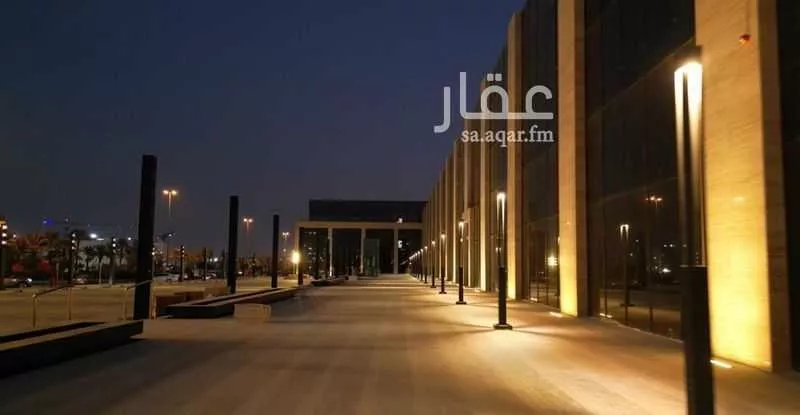 مكتب 1325 م² في المغرزات 1