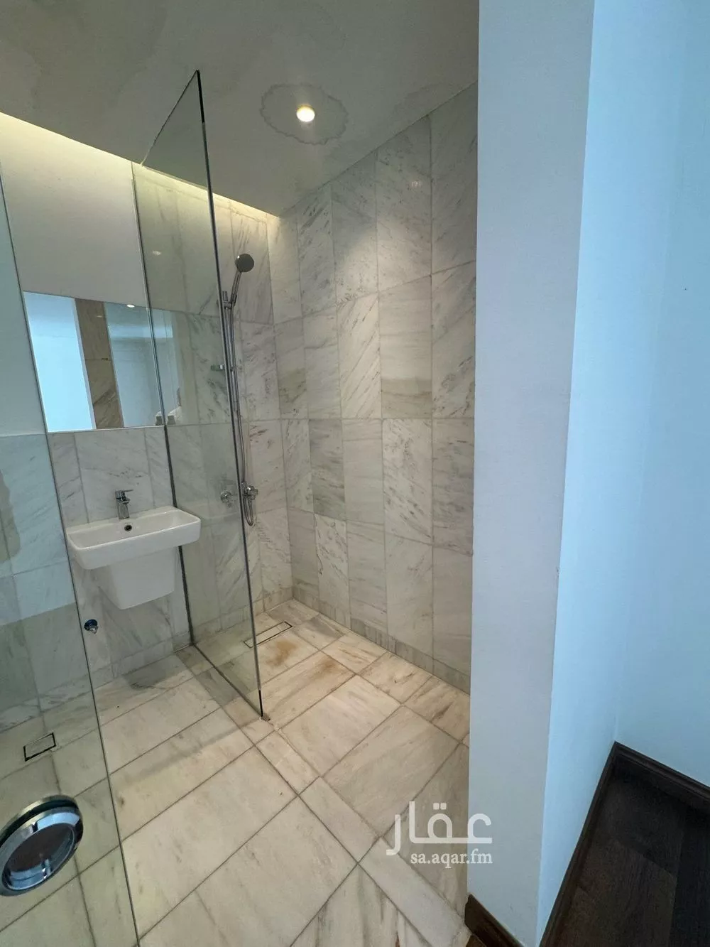 4 bedroom villa in As Sadafah, Eastern Province 8