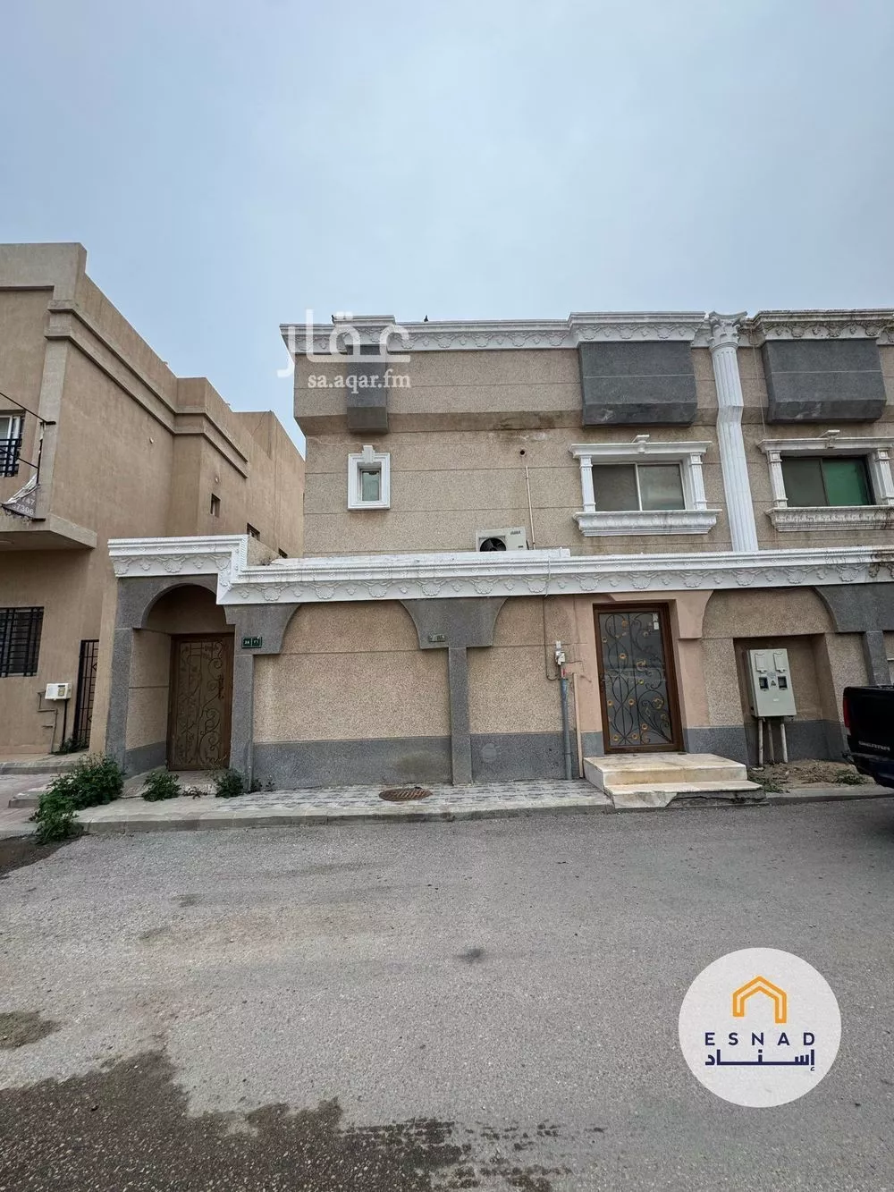 فيلا 4 غرف في المدينة الرياضية 1