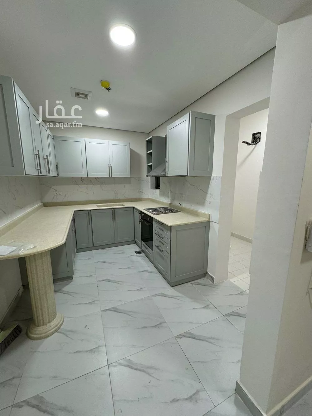 شقة 3 غرف في الحمرا 5