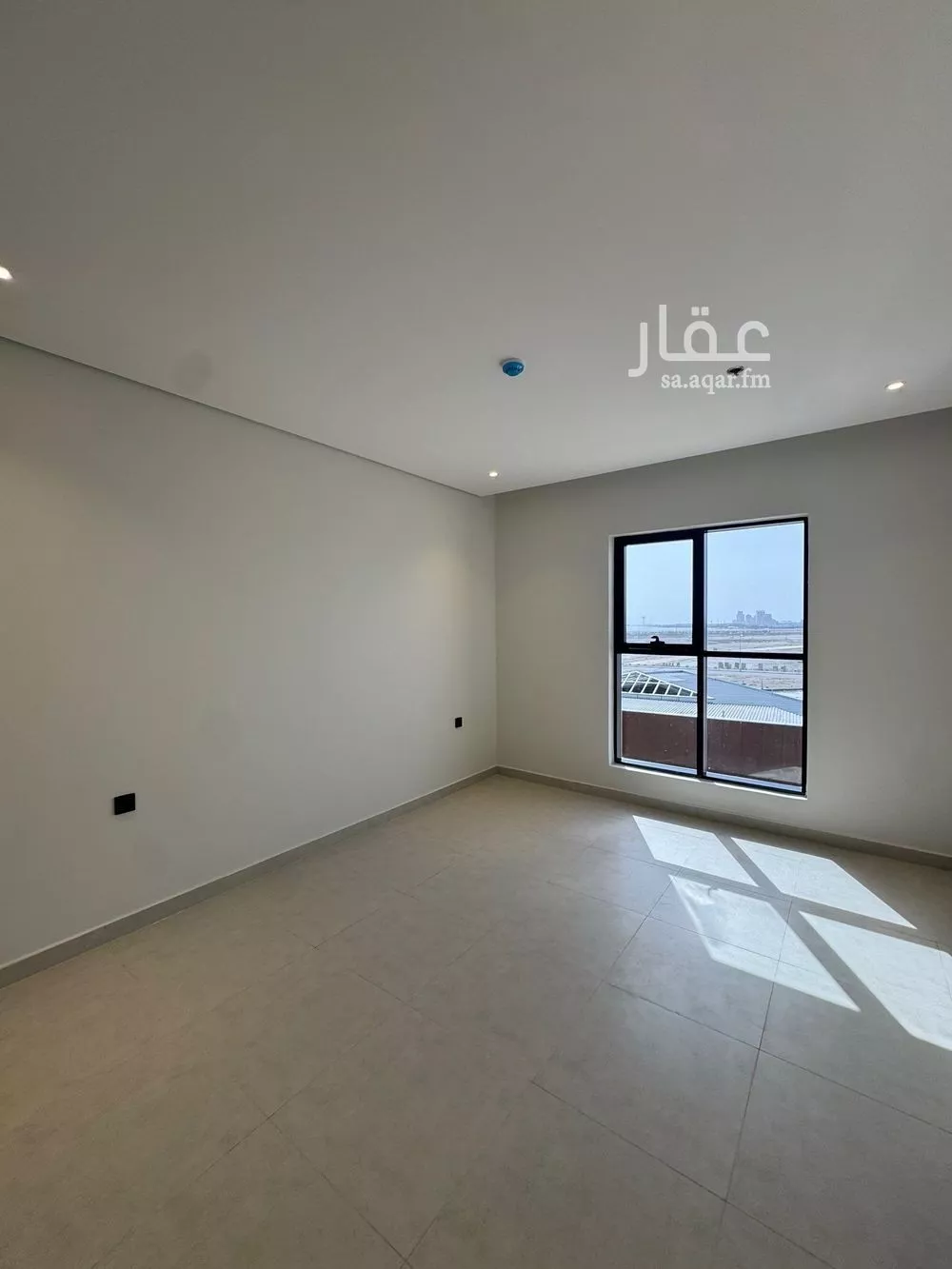 شقة 3 غرف في البحر 4