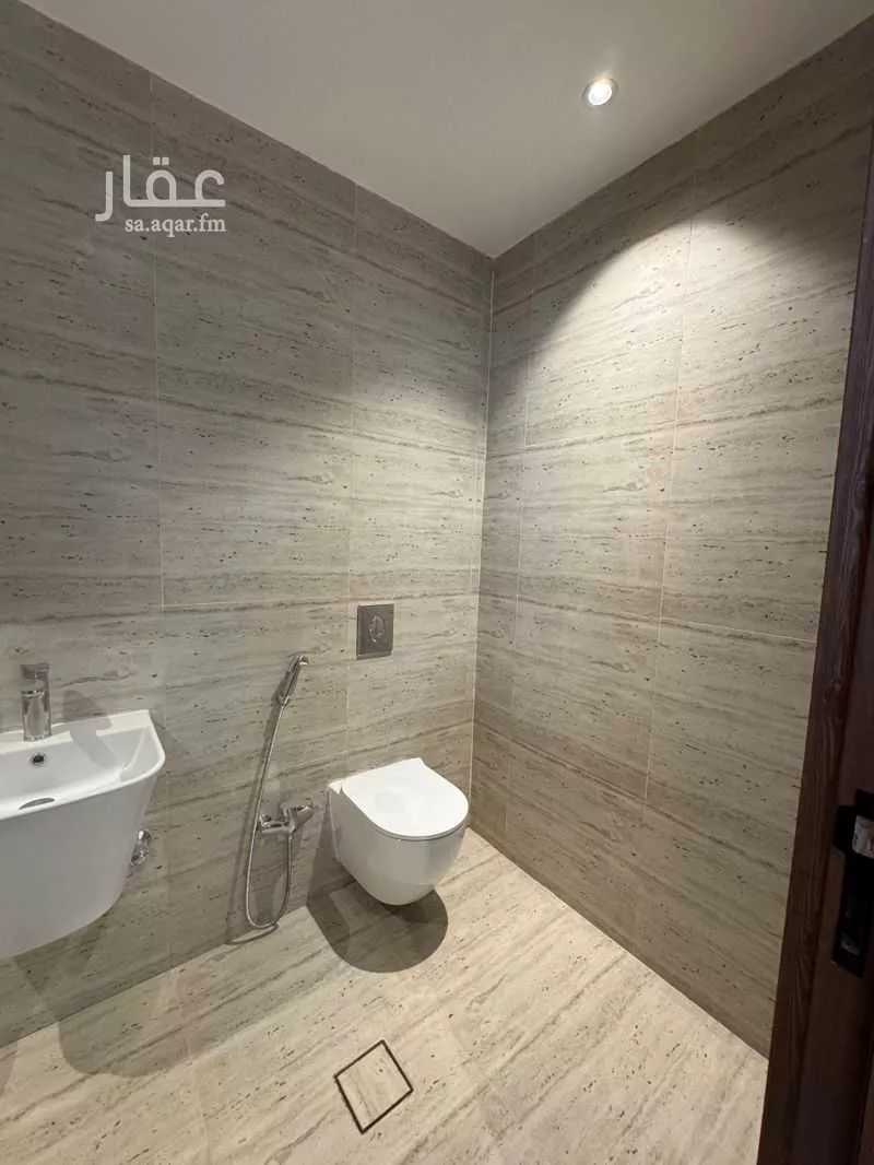 3 bedroom apartment in Al Bahr, Eastern Province 5