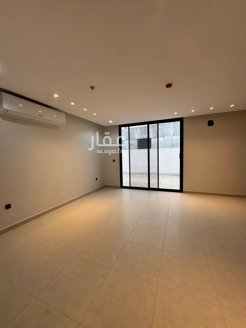 شقة 3 غرف في الصدفة 4