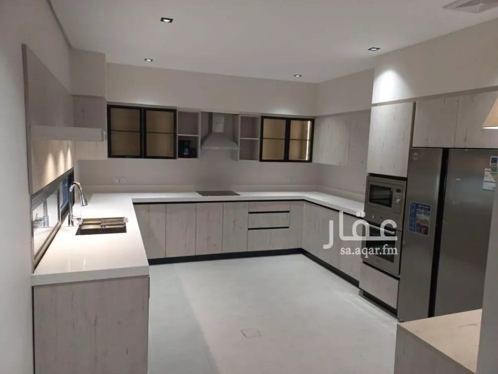 4 bedroom villa in Al Bahr, Eastern Province 6