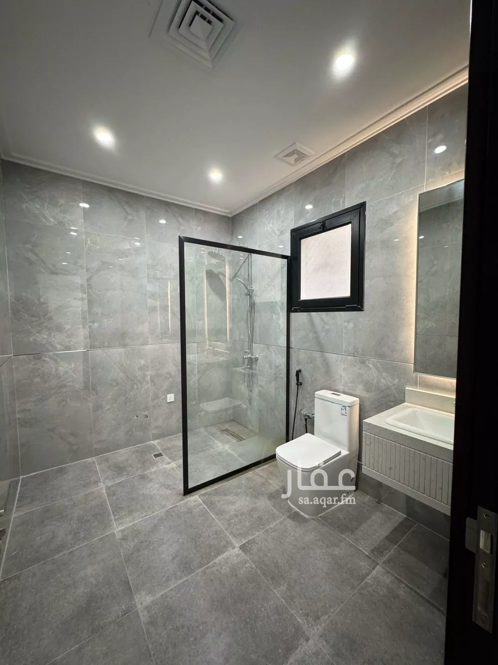 4 bedroom villa in Al Doha Ash Shamaliyah, Eastern Province 12