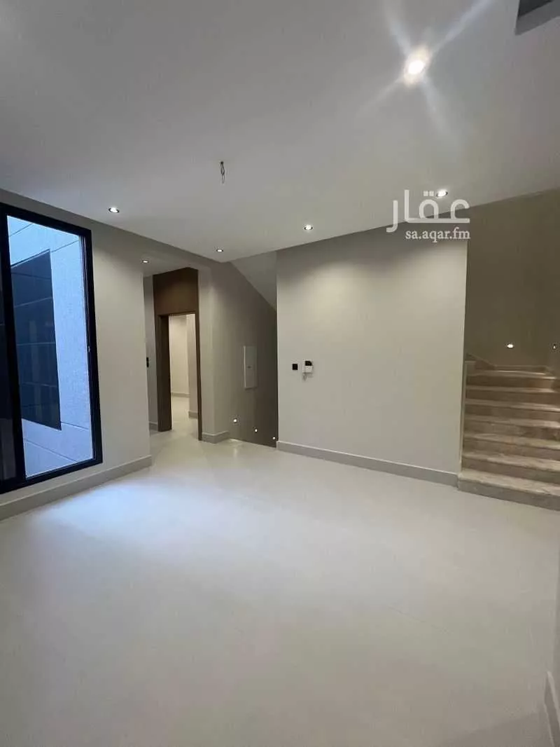 5 bedroom villa in Ash Shulah 1