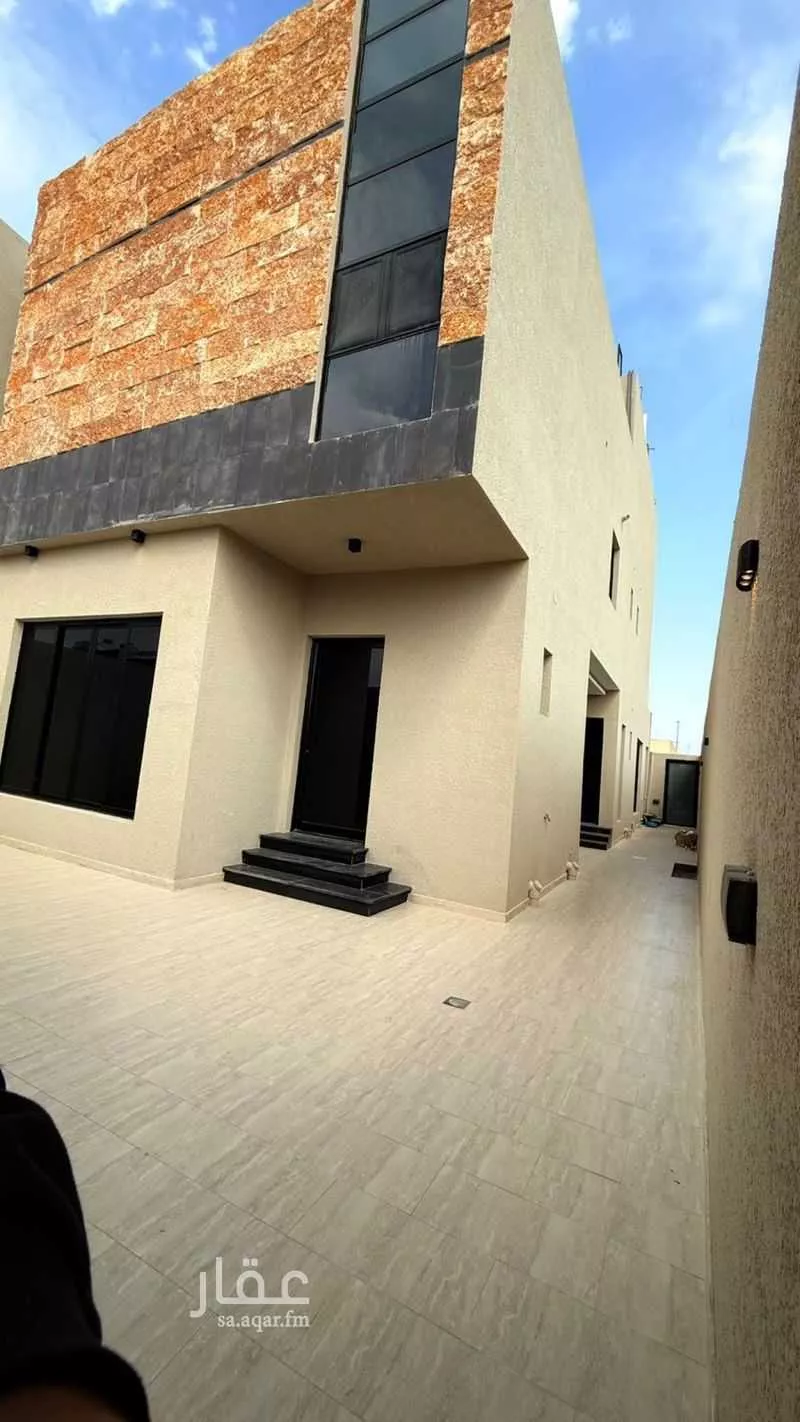 فيلا 6 غرف في ضاحية الملك فهد 2
