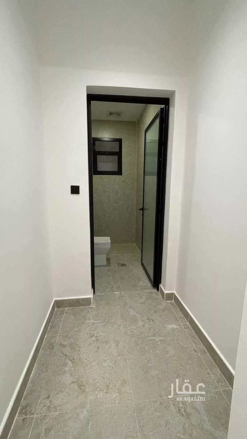 3 bedroom apartment in Al Rawdah 4