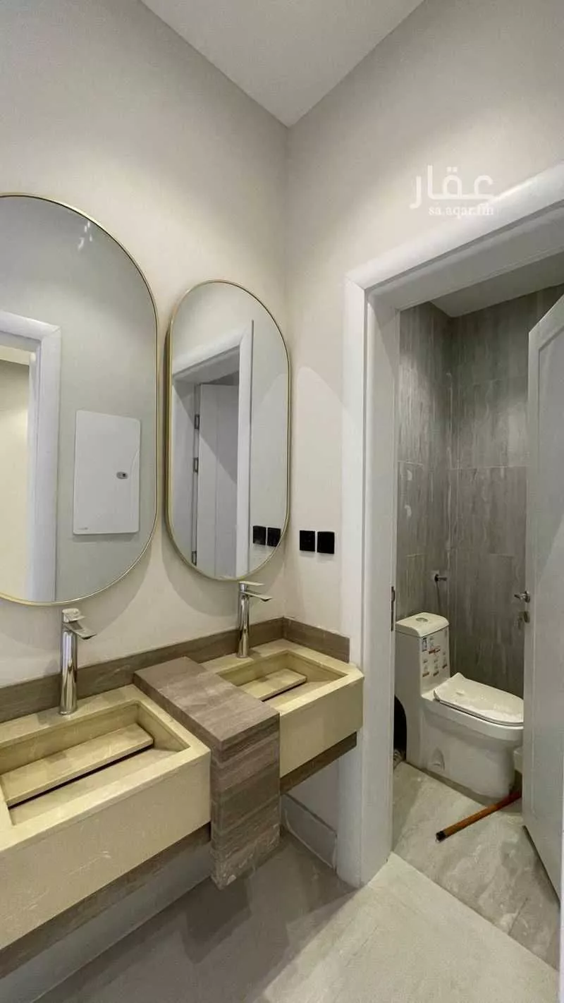 5 bedroom villa in Dahiat King Fahd 5