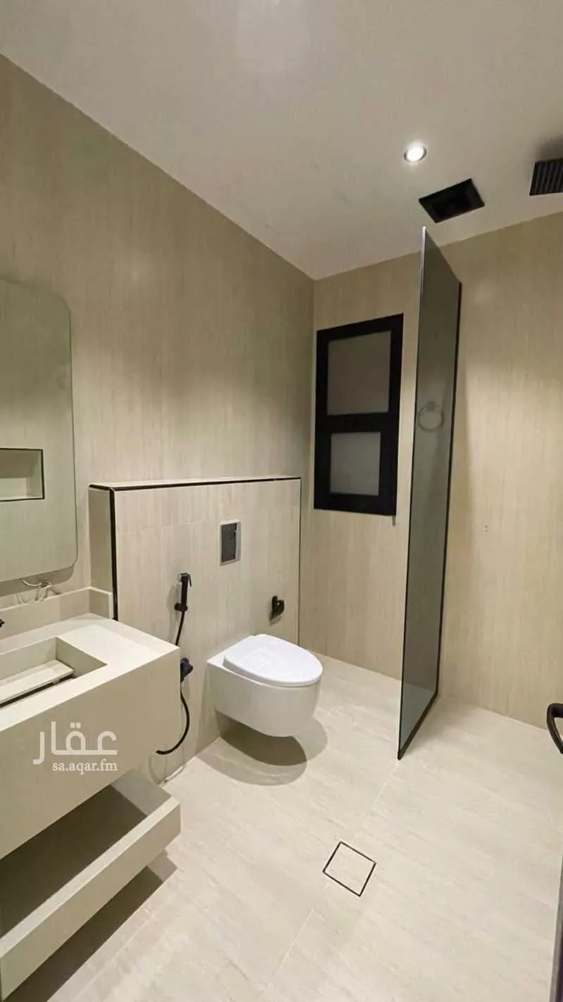 5 bedroom villa in Ash Sharq, Eastern Province 23