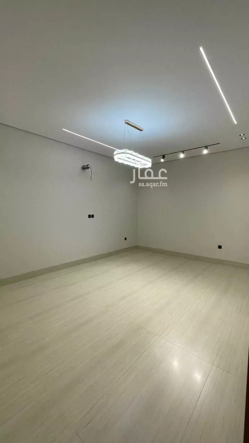 5 bedroom villa in Ash Sharq, Eastern Province 12