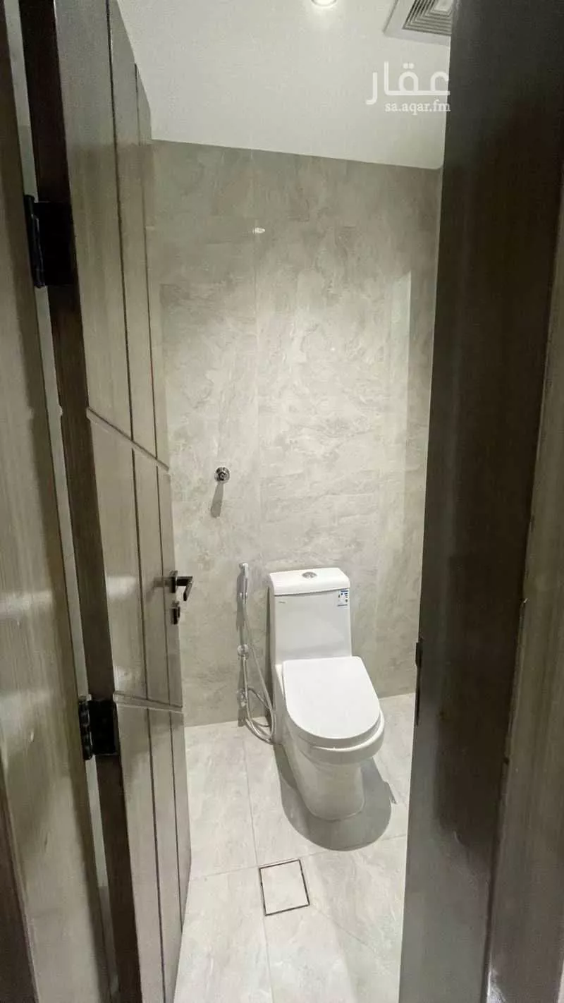 4 bedroom apartment in Ash Shati Al Gharbi, Eastern Province 10