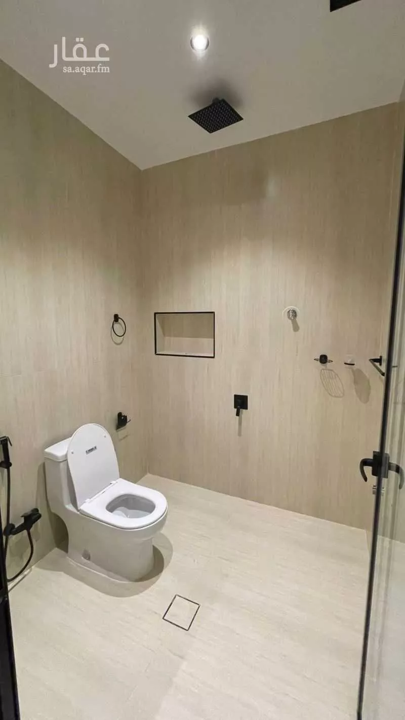 5 bedroom villa in Ash Sharq, Eastern Province 5