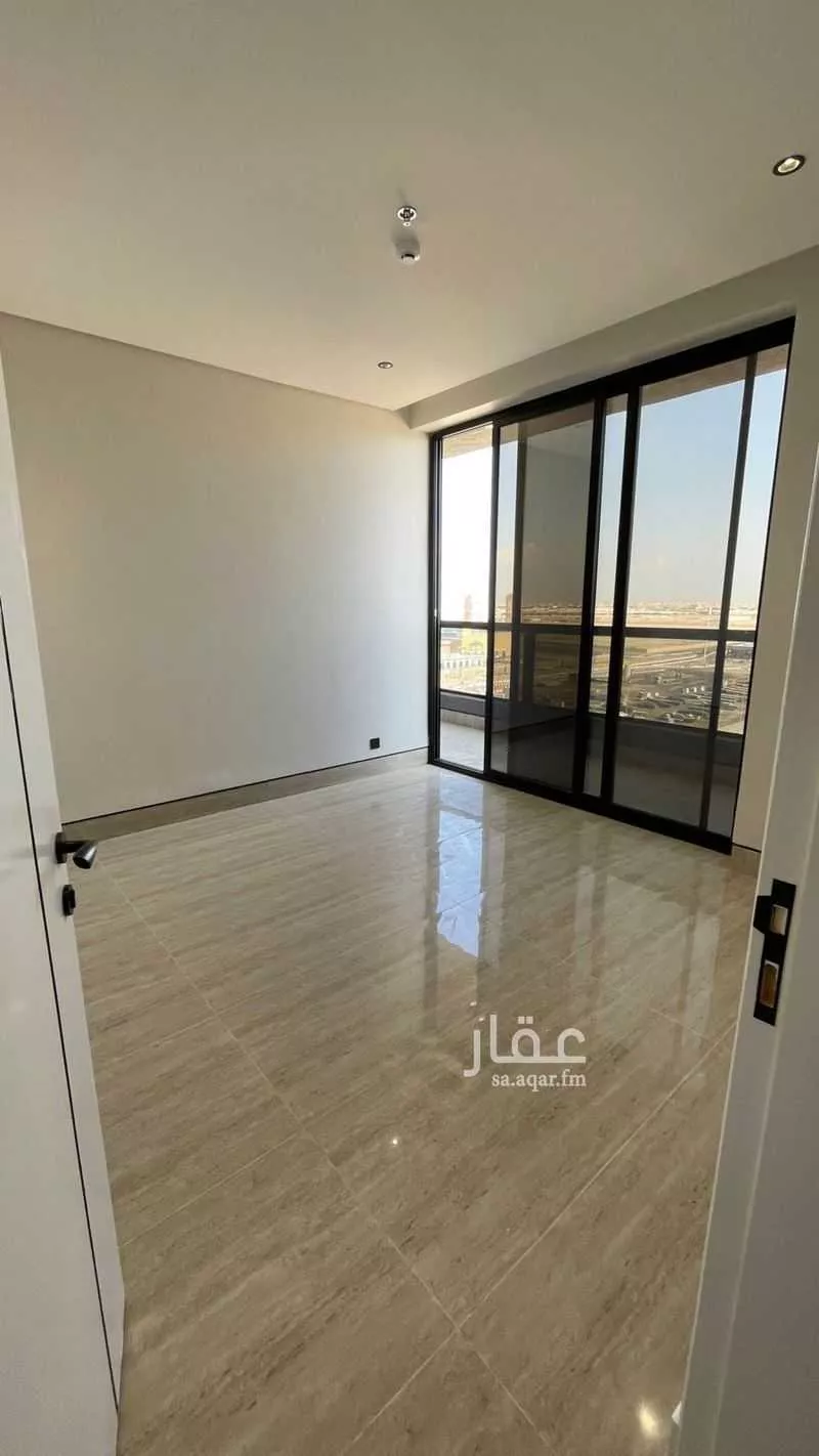 4 bedroom apartment in Dahiat King Fahd, Eastern Province 7