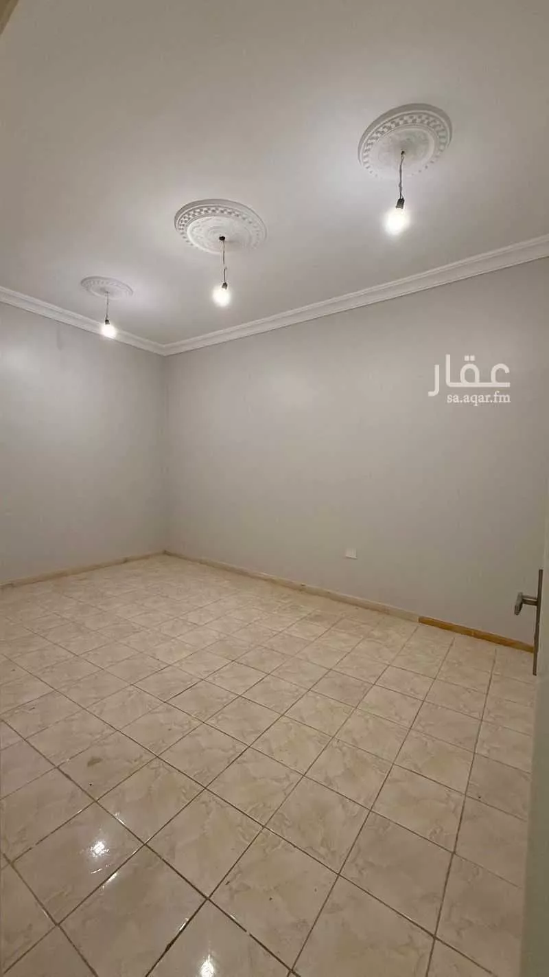 شقة 3 غرف في المرجان 3