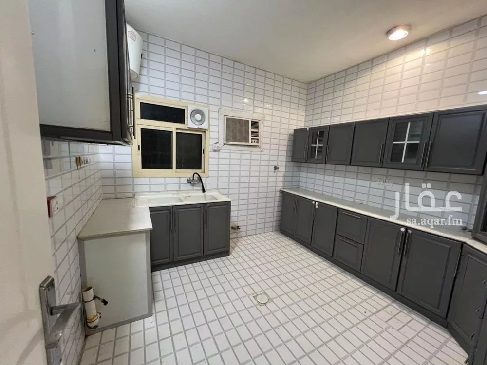 3 bedroom apartment in Riyadh 5