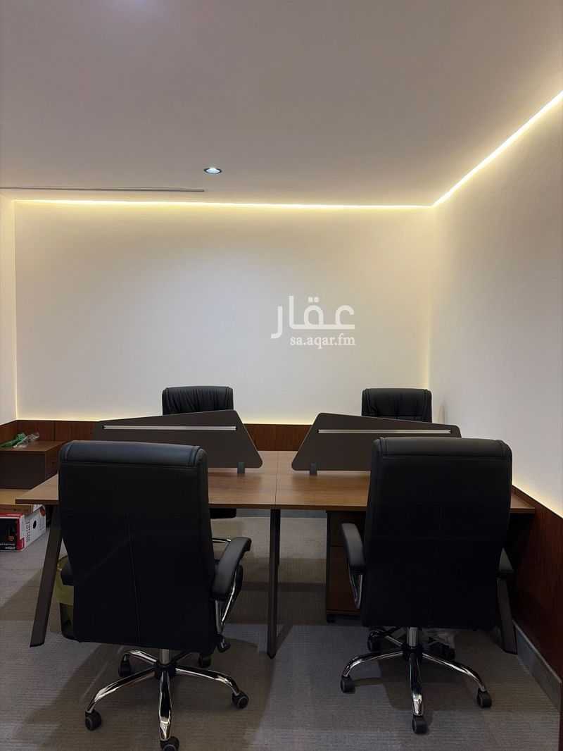 14 bedroom office in Al Ruwais, Jeddah 9