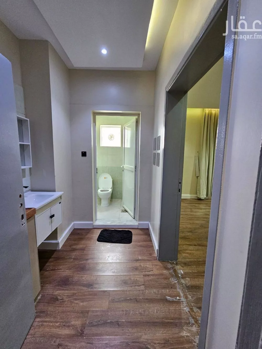 شقة 1 غرف في العقيق 4
