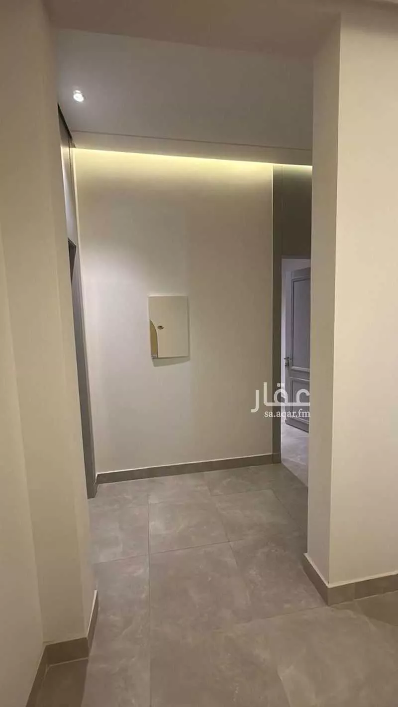 شقة 3 غرف في الرمال 5