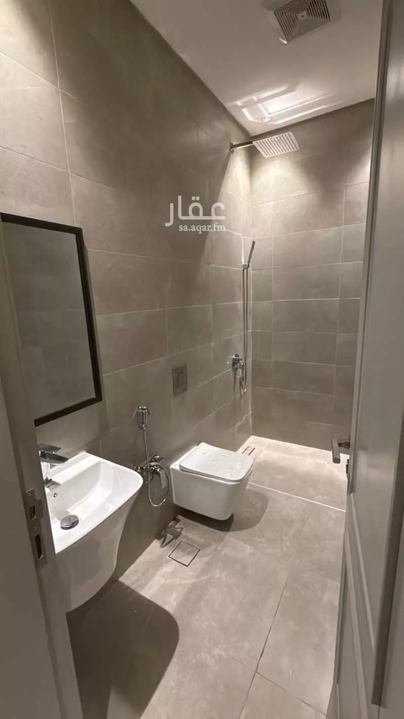 شقة 3 غرف في الرمال 4