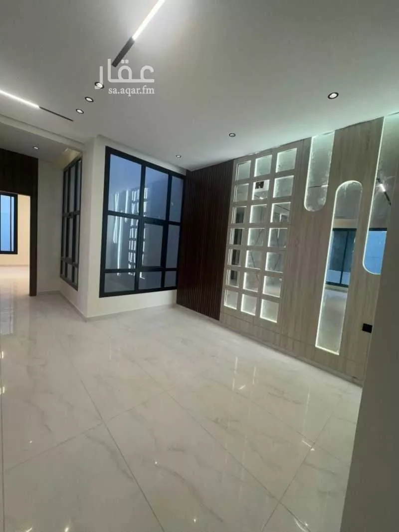 فيلا 5 غرف في الشرق 4