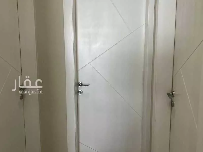 شقة 5 غرف في العارض 5