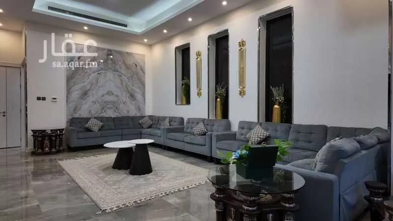 6 bedroom villa in Al Narjis 5