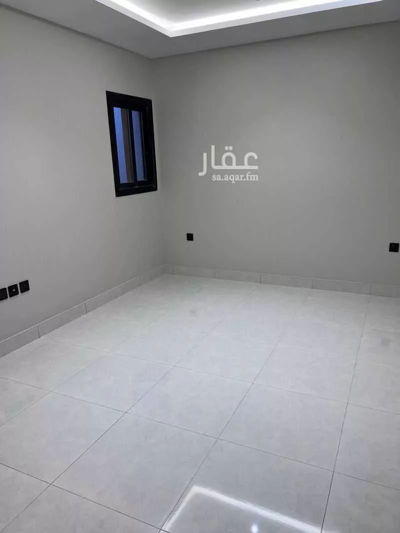 شقة 4 غرف في الحمرا 3