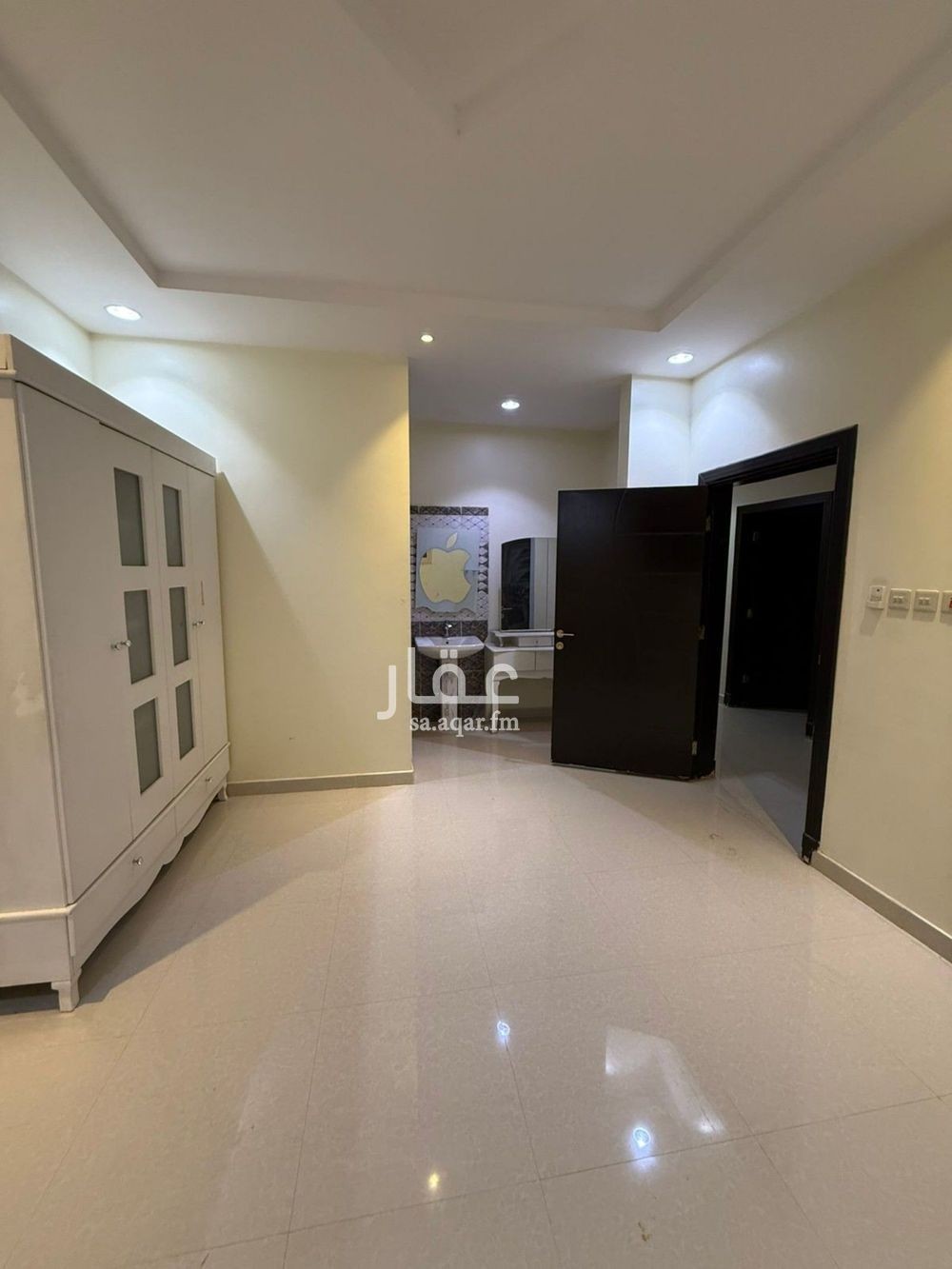 7 bedroom villa in Riyadh 8