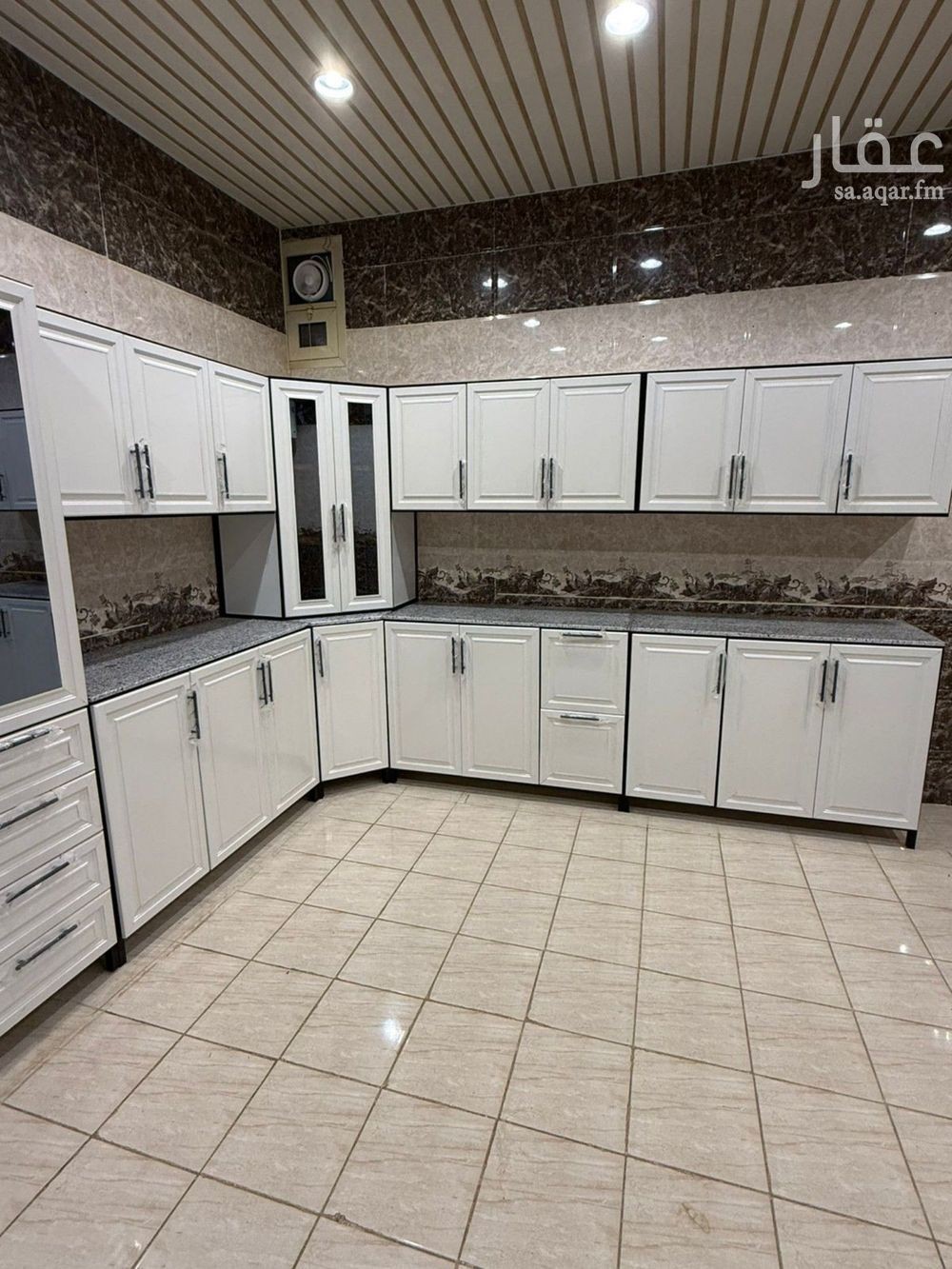 7 bedroom villa in Riyadh 23