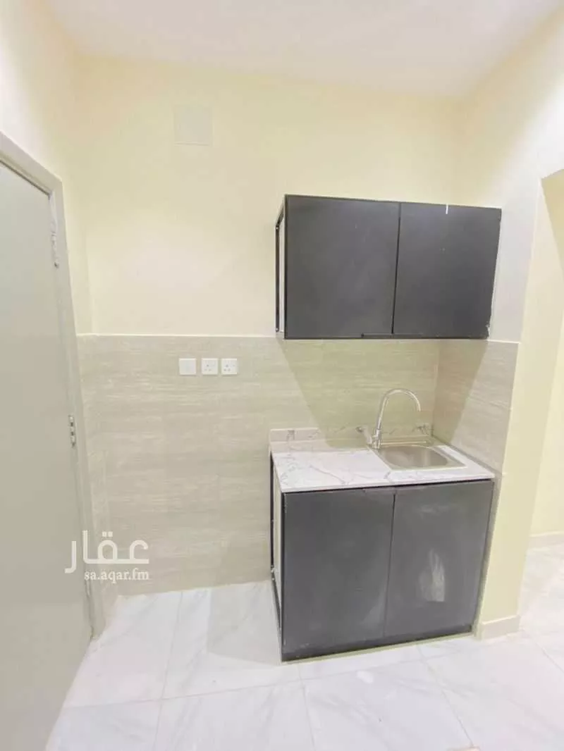 1 bedroom apartment in As Suwaidi, Riyadh 5