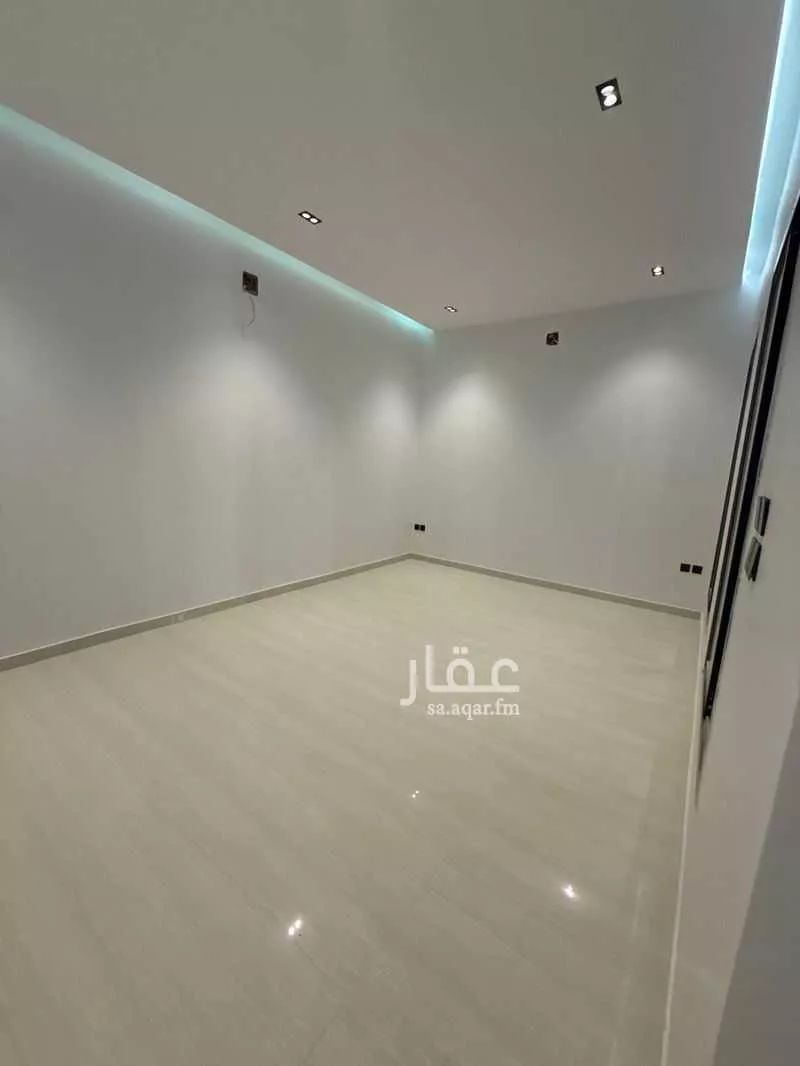 فيلا 7 غرف في الجنادرية 3