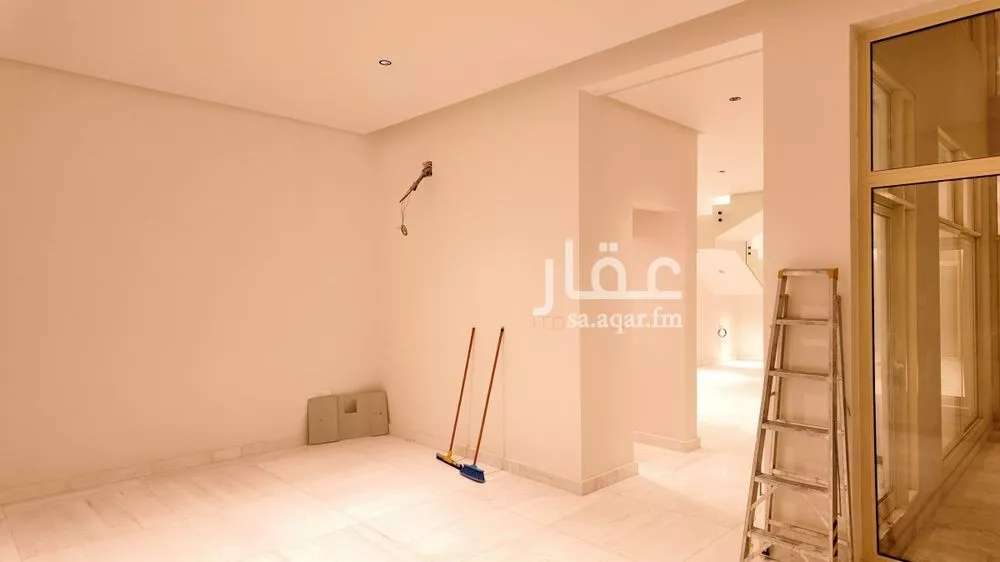 فيلا 6 غرف في المهدية 5