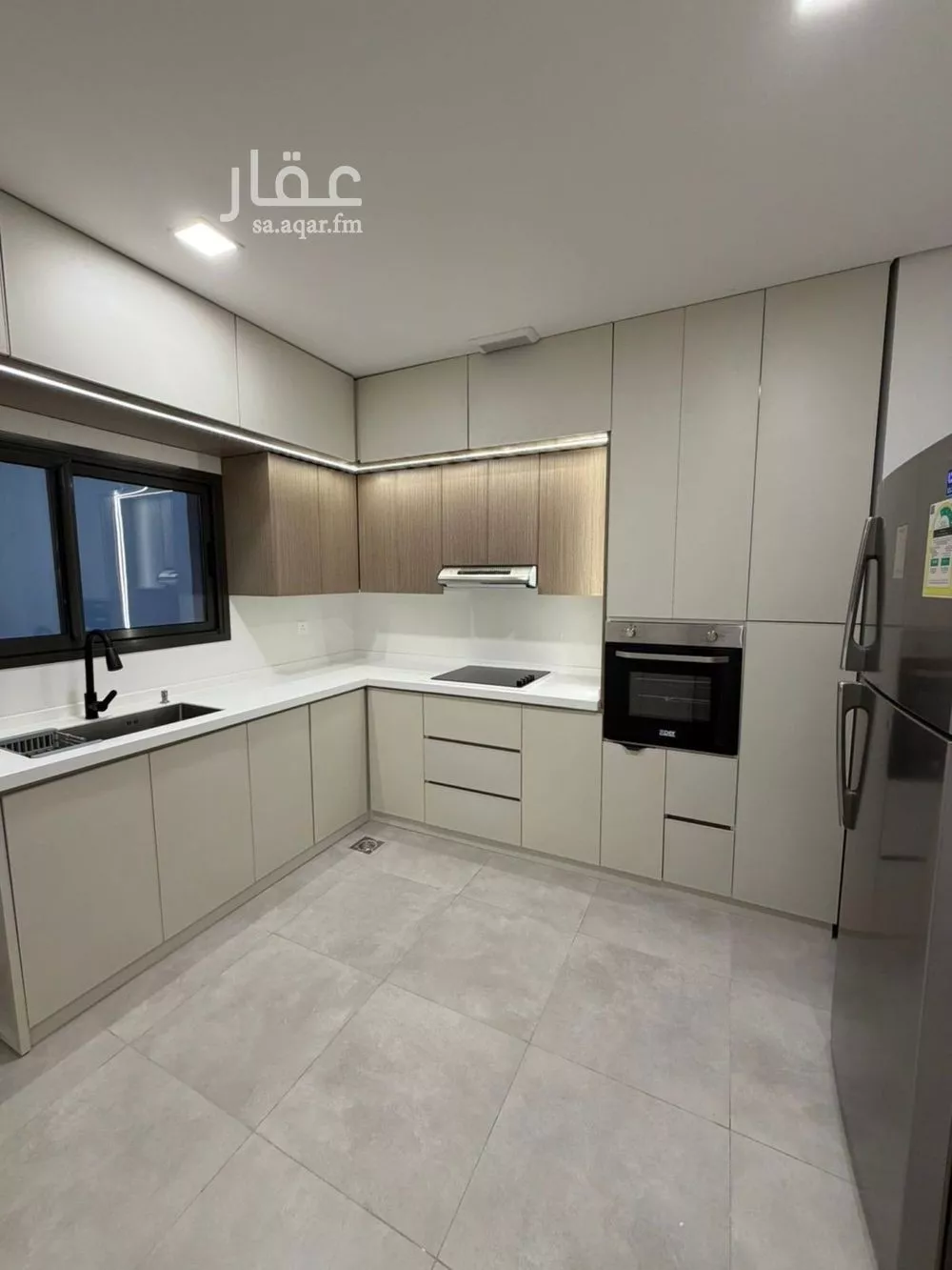 فيلا 5 غرف في العارض 4