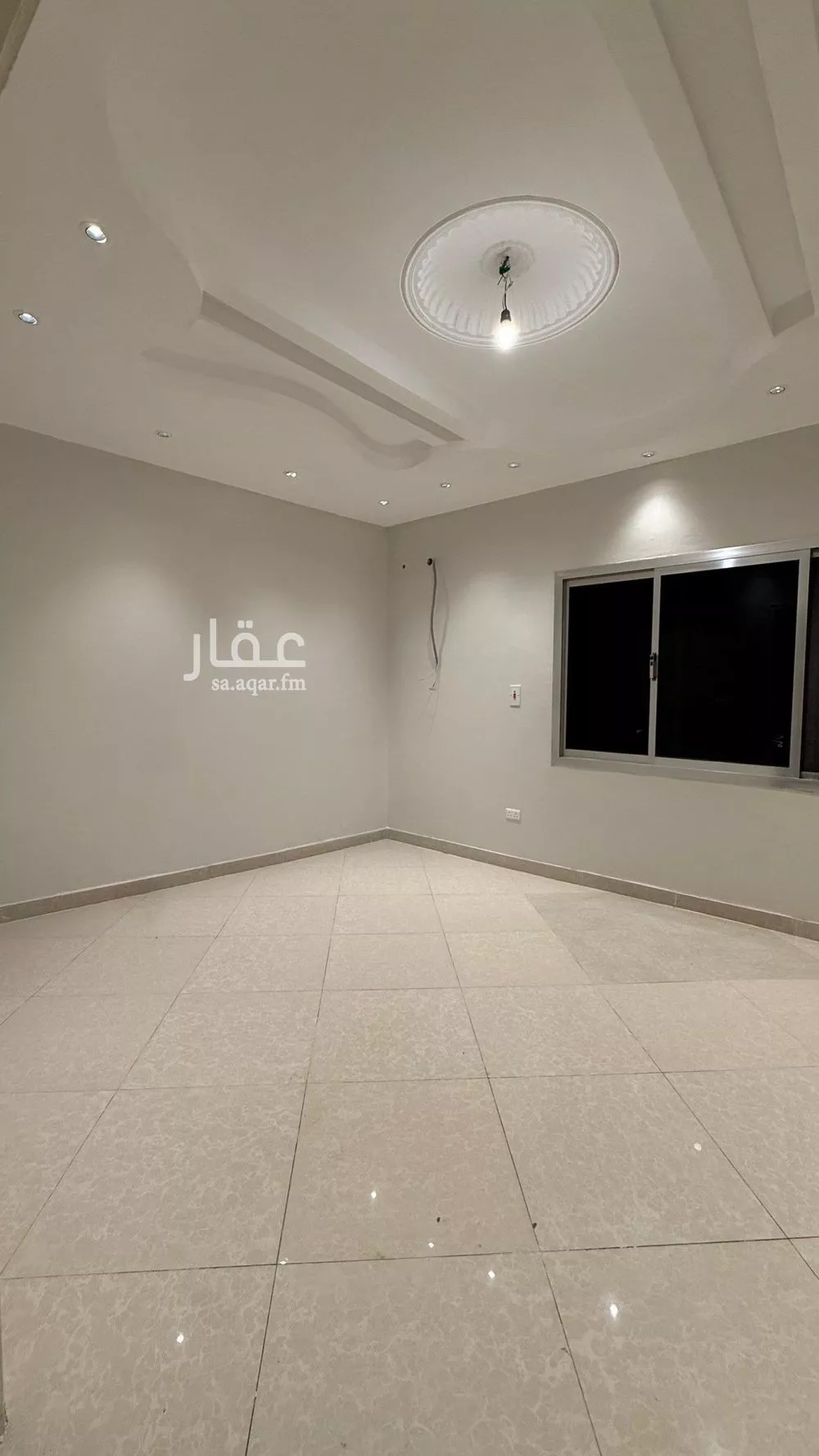 شقة 3 غرف في المرجان 3