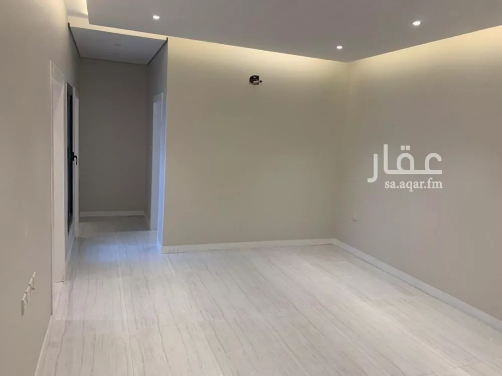 3 bedroom floor in Dhahrat Namar 2