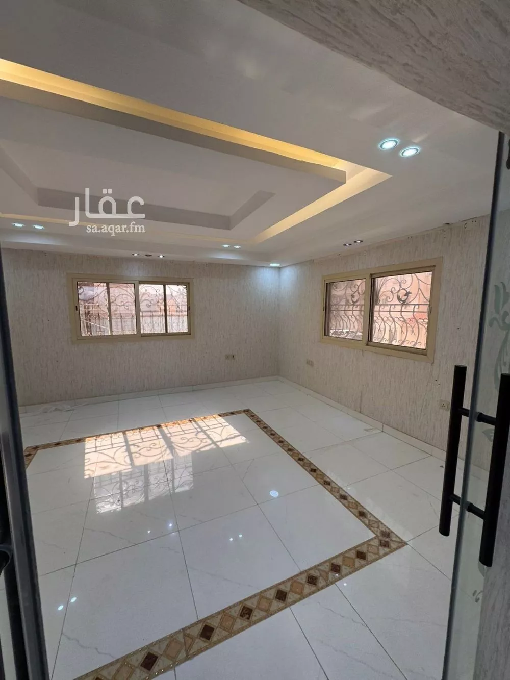 6 bedroom apartment in Al Jisr 1