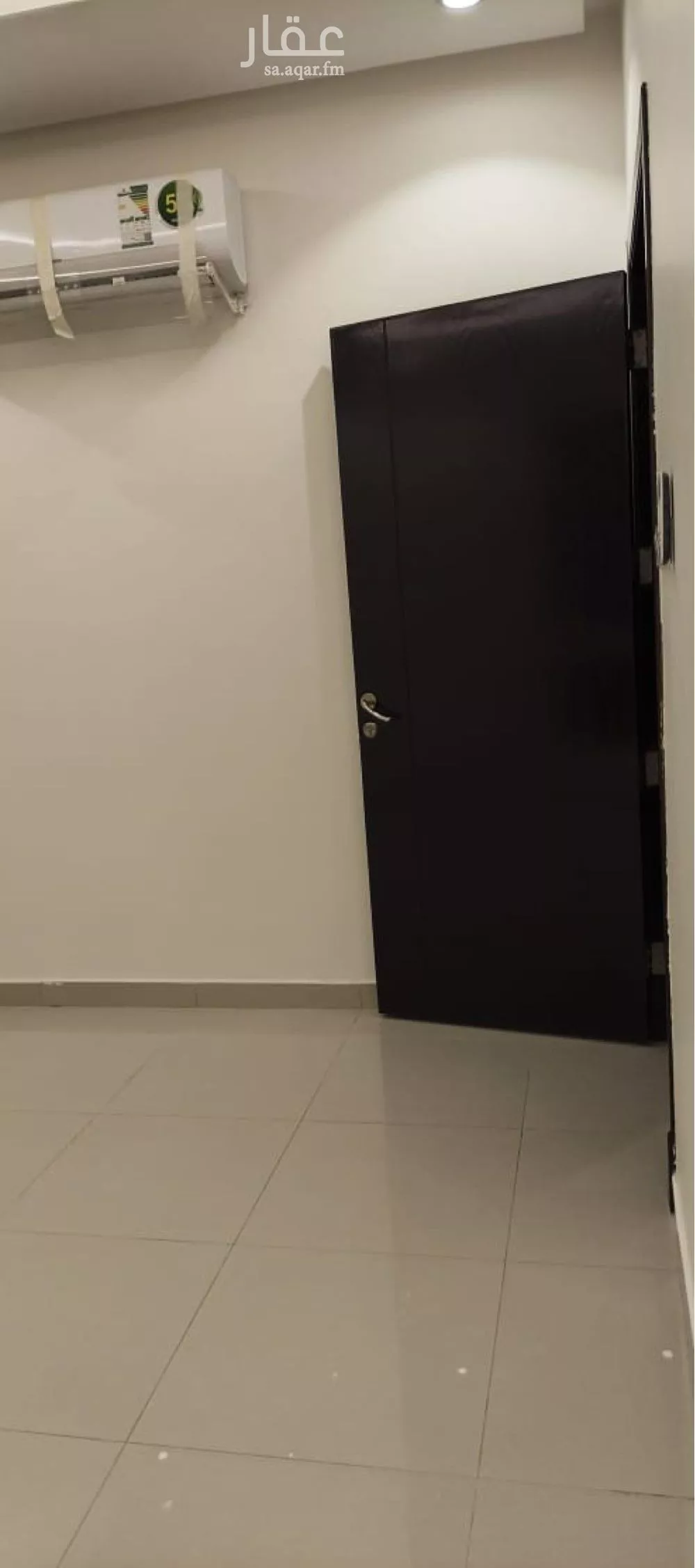 فيلا 6 غرف في العارض 3