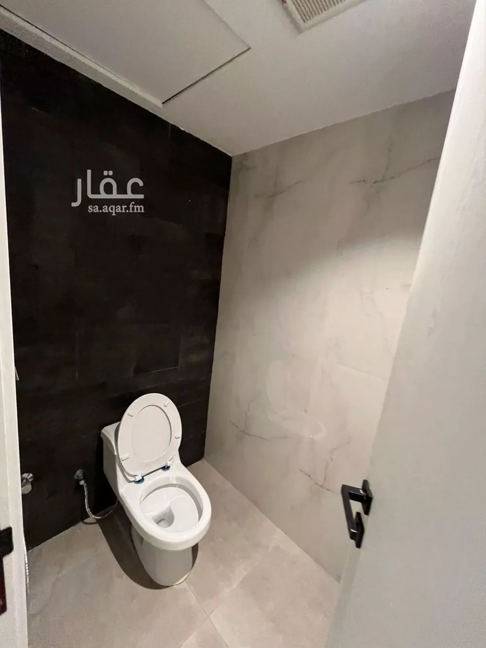 شقة 3 غرف في الملقا 2