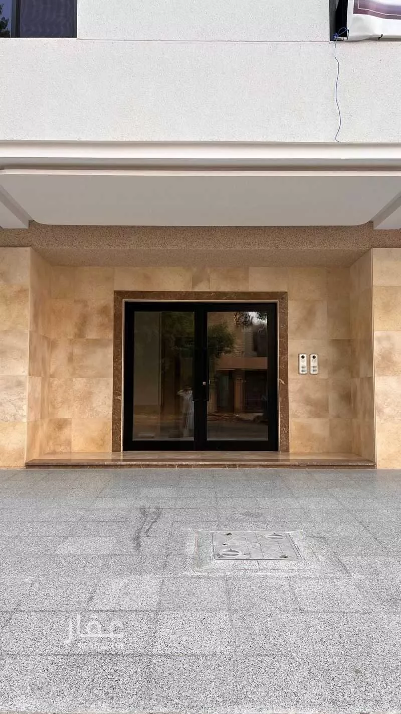 عمارة 439 م² في الصفا 4