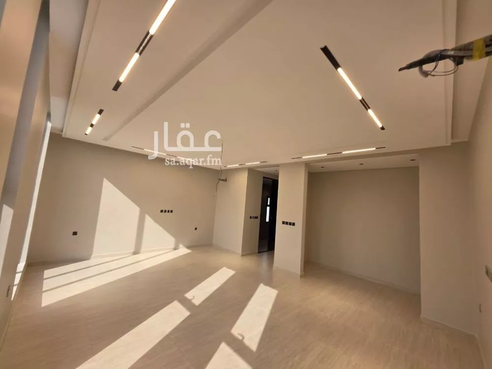 فيلا 10 غرف في الرحمانية 1