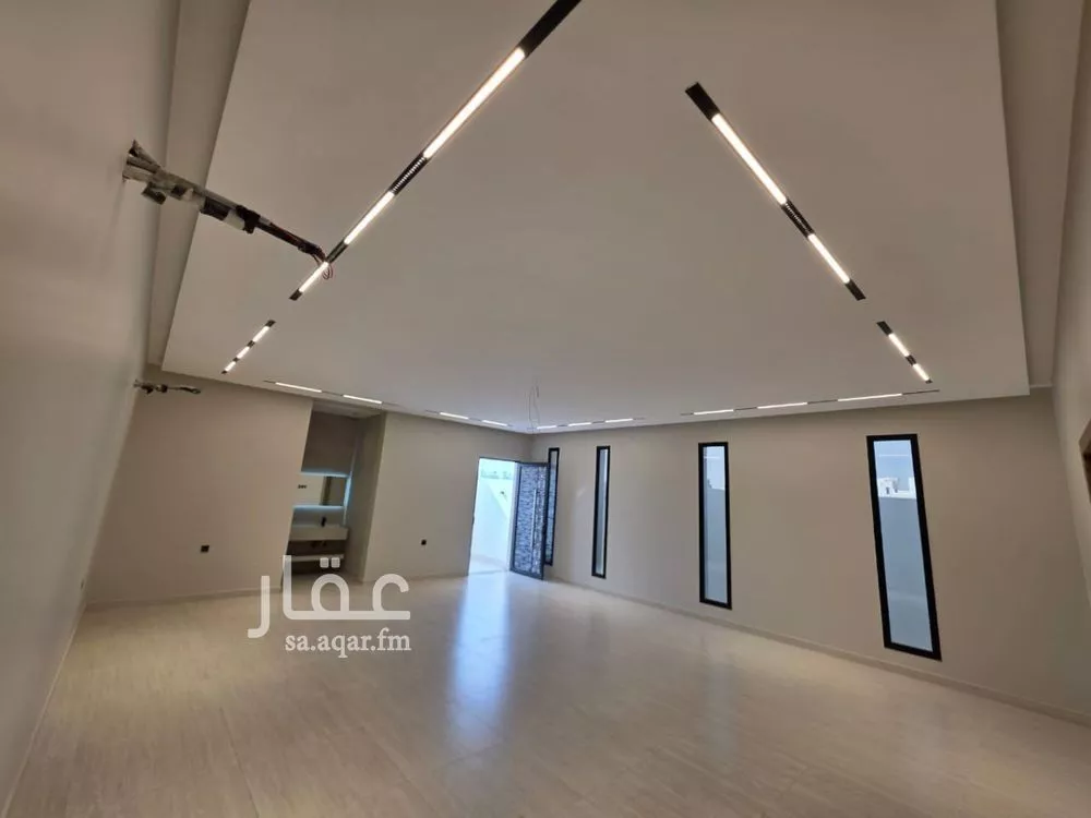 فيلا 10 غرف في الرحمانية 5