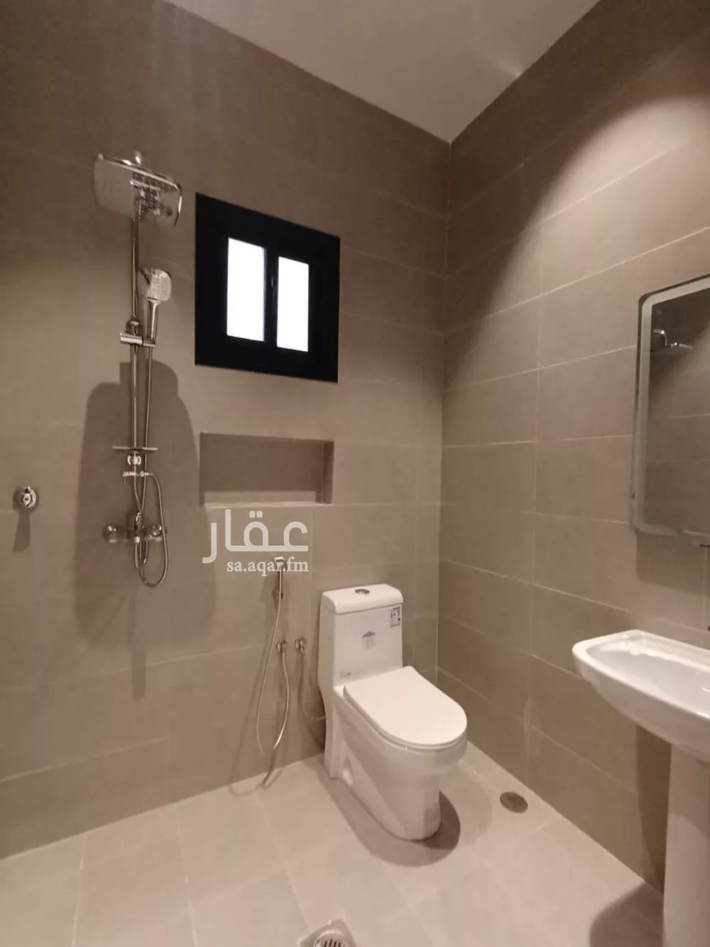 6 bedroom villa in Al Furusiyah 2