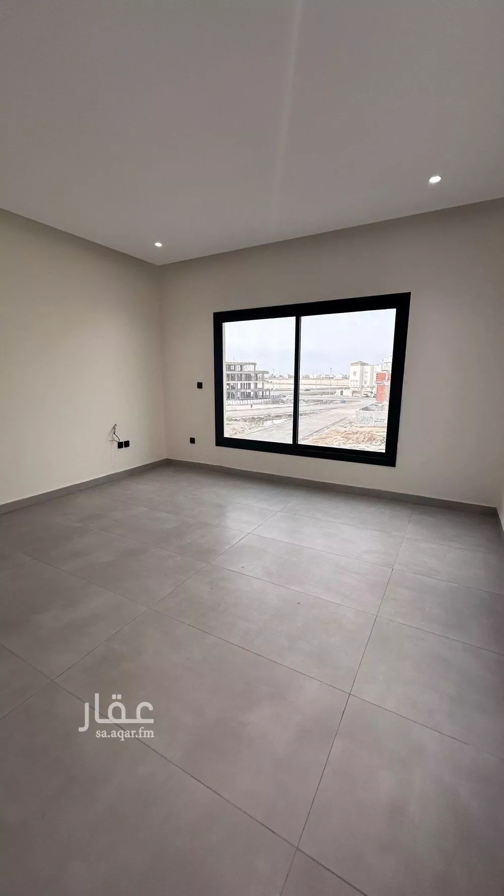 فيلا 7 غرف في طيبة 2