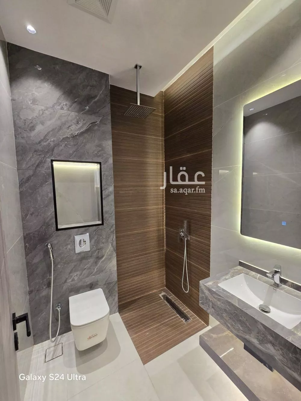 شقة 4 غرف في الفيصلية 2